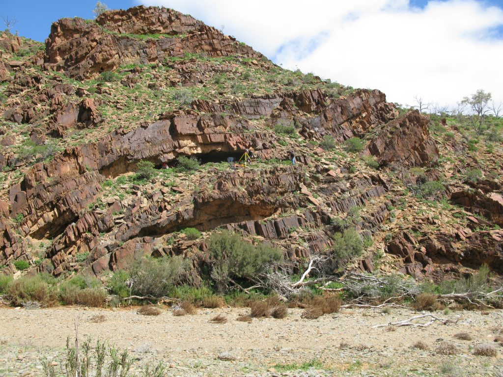 Warratyi Rock Shelter